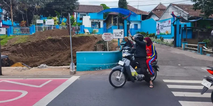 Jalan Ir Soekarno Kota Batu