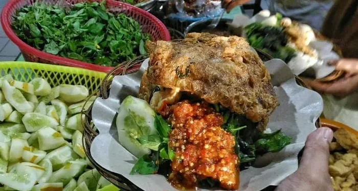 Nasi tempong Banyuwangi