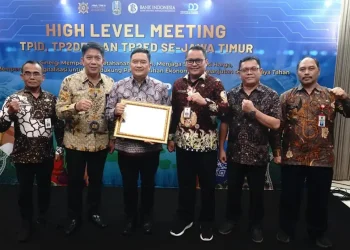 Pemkab Malang terima penghargaan TP2DD