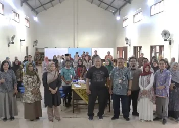 Polinema gelar