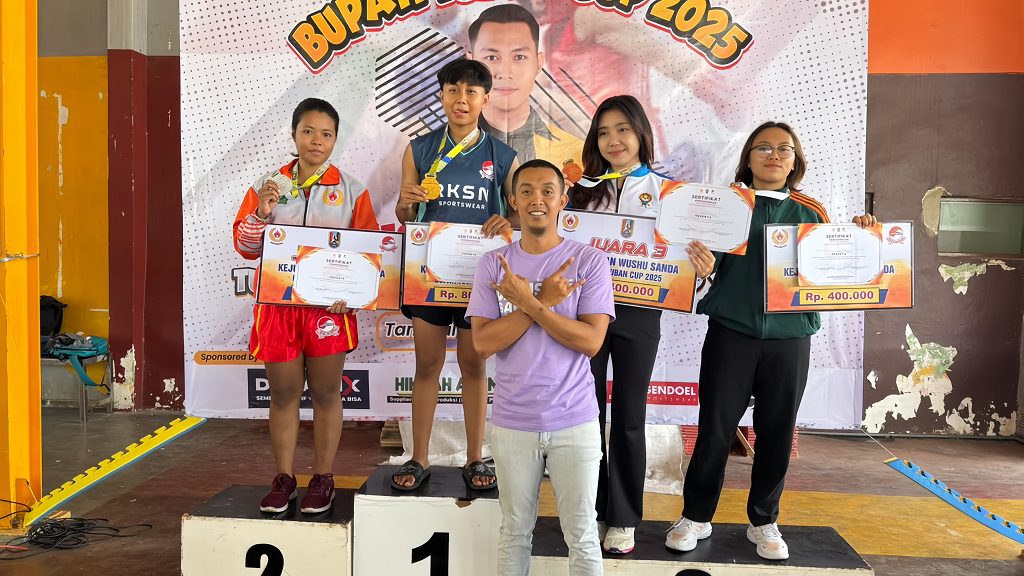 Refi Marinda, mahasiswa ITN Malang meraih juara 3 pada Kejuaraan Wushu Sanda Bupati Tuban Cup 2025. Foto/dok ITN Malang