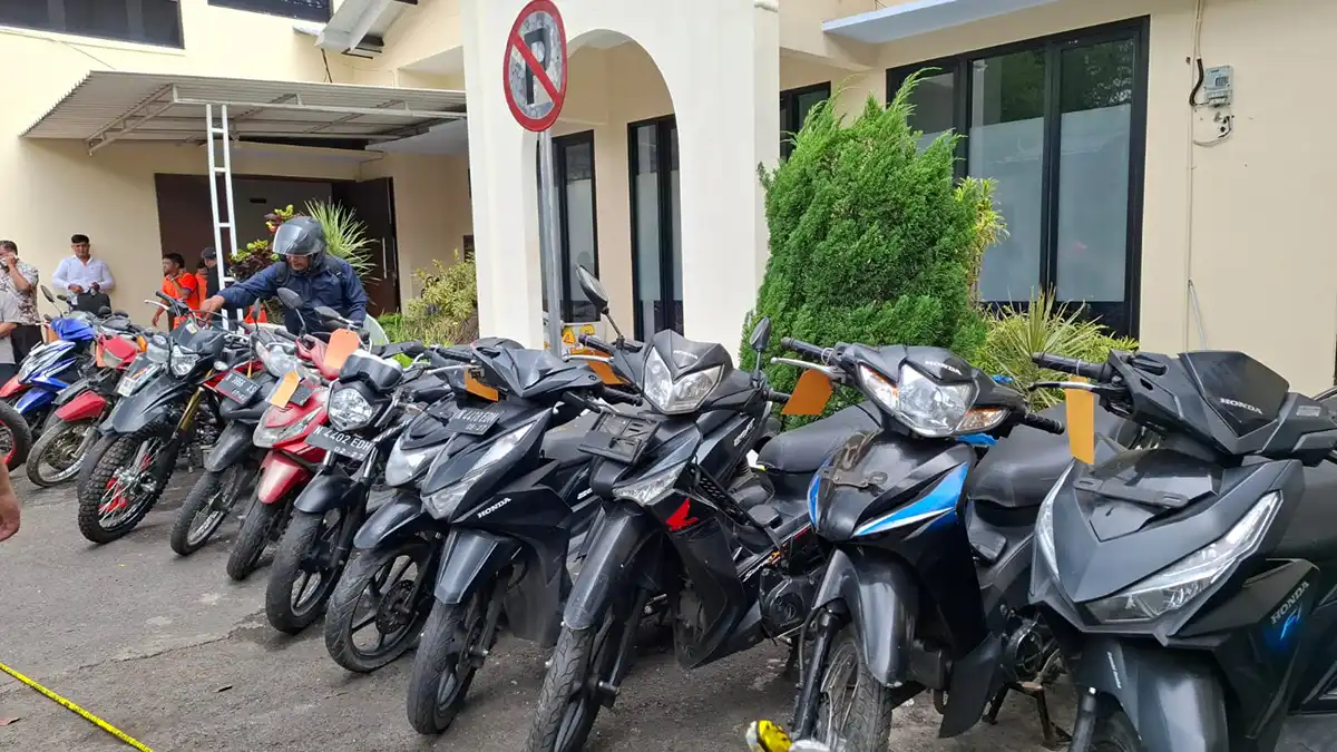 Barang bukti sepeda motor