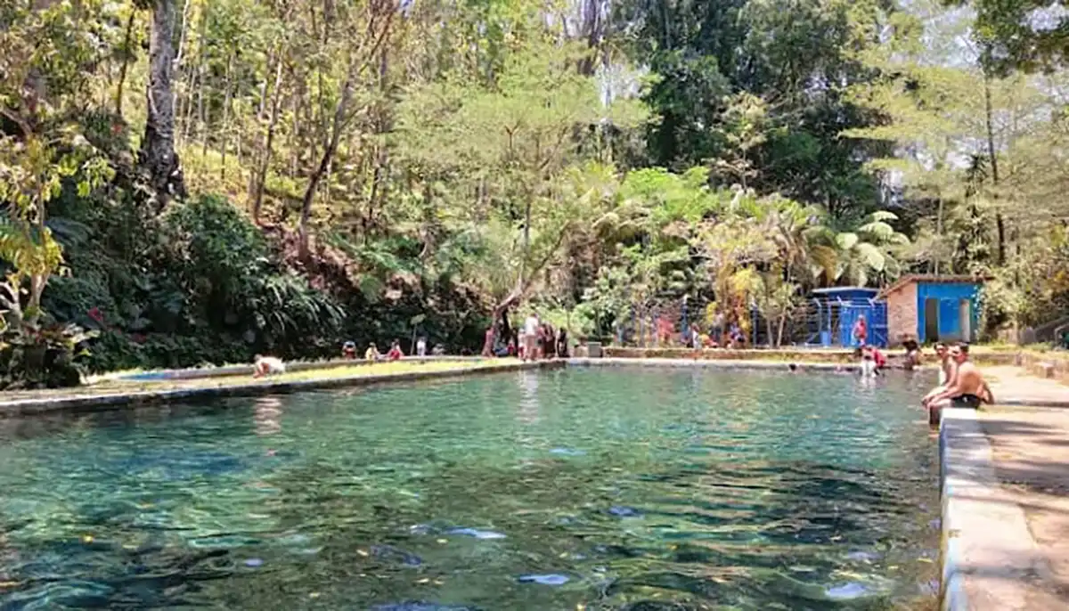 Wisata Banyu Umbulan