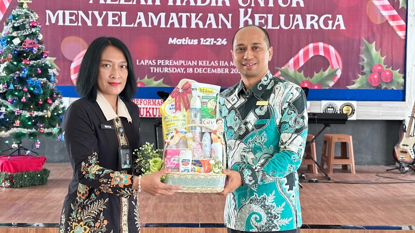 Grand Mercure Malang Mirama sambut natal di Lembaga Pemasyarakatan Perempuan Kelas IIA Malang. Foto/dok