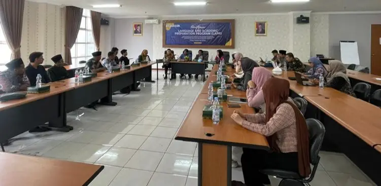 Penutupan Language and Academic Preparation Program (LAPP) 2025 di UIN Malang. Foto/dok UIN Malang