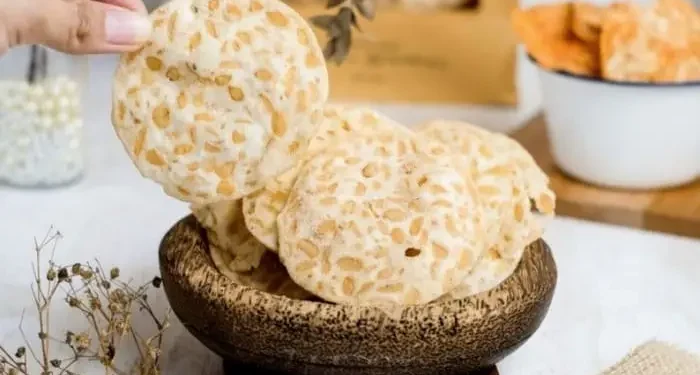 Daftar oleh-oleh khas Malang yang wajib dibawa pulang setelah berwisata menikmati libur akhir tahun di Malang Raya. /Foto: Pinterest/Etsy.