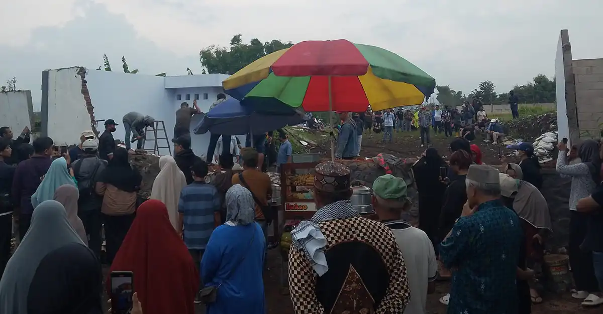 Tembok Griya Shanta