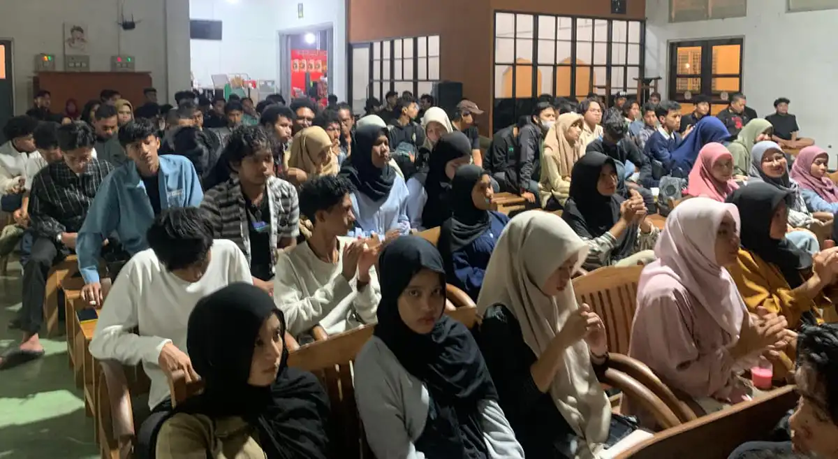 Suasana acara bedah buku