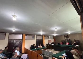 Persidangan gugatan warga Griya Shanta Malang terkait konflik tembok akses jalan tembus. (Foto/M Sholeh)