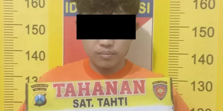 Tersangka peredaran ganja dan sabu di Bululawang. Foto: Polres Malang