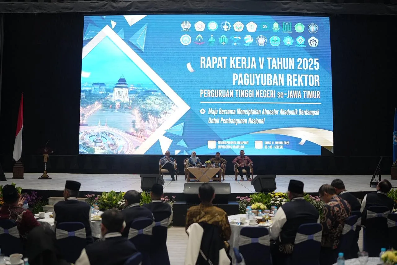 Rektor UIN Malang Prof. Dr. Hj. Ilfi Nur Diana, M.Si saat memberikan pemaparan. Foto/dok UIN Malang