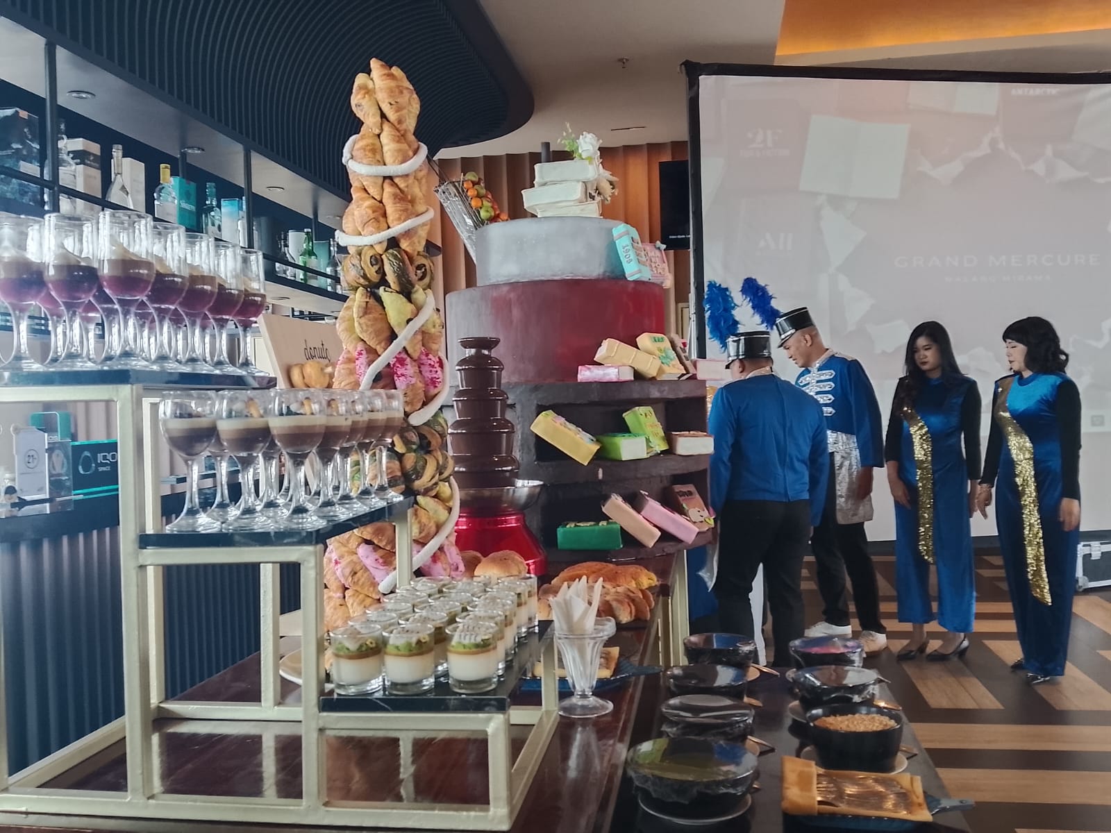 Kuliner yang ada di Grand Mercure Malang Miarama. (Foto/M Sholeh)