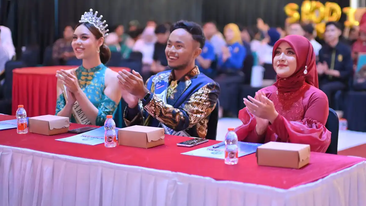 Tiga Juri Grand Final