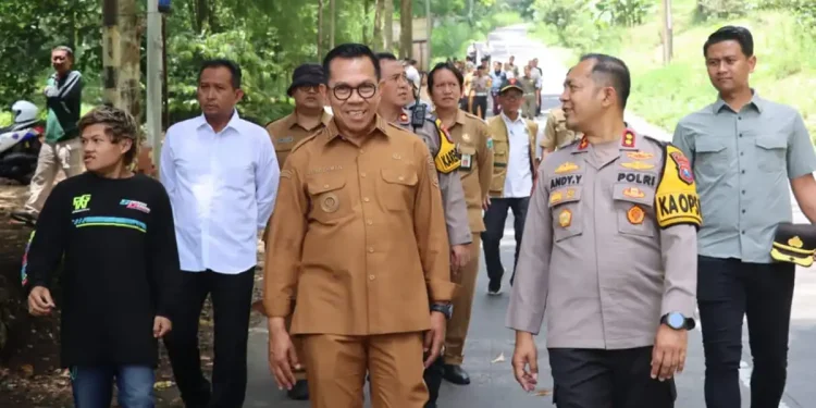 Jalur Klemuk ditutup