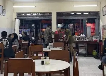 Tempat ngopi legendaris