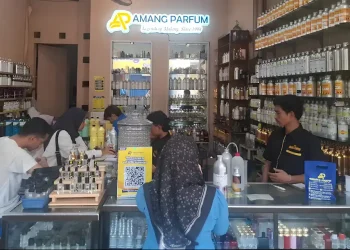 Toko parfum di Malang