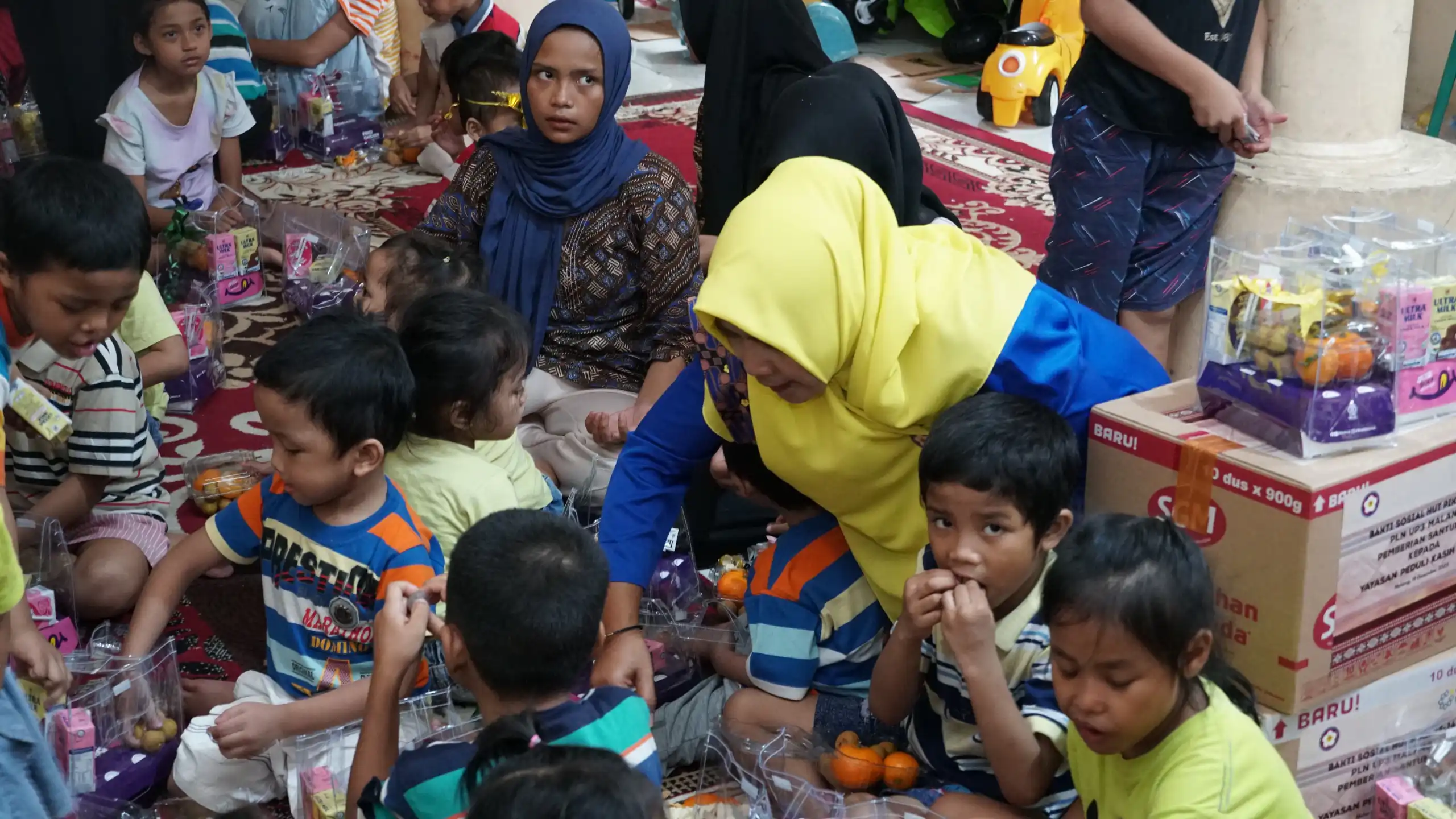 PLN UP3 MALANG PEDULI