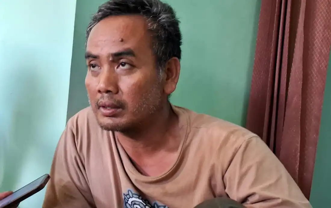 Suami Siti Khotimah, Sutiono