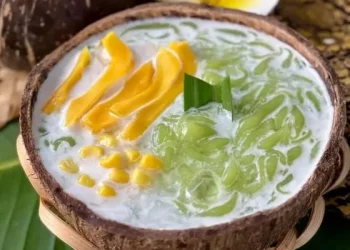 Rekomendasi es dawet Malang yang segar dan manis cocok sebagai pelepas dahaga usai menjelajahi berbagai spot wisata menarik. /Foto: Pinterest/Yumiko Regi.