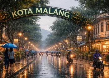 Prakiraan cuaca Malang, khususnya di Kota Malang pada Senin, 19 Januari 2026 diperkirakan berpotensi terjadi hujan ringan. /Foto: Tugumalang.id/Bagus Rachmad Saputra (ilustrasi dibuat dengan AI).