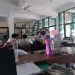 Suasana pendampingan Mahasiswa Universitas Negeri Malang (UM) saat pelaksanaan P5 di MAN 1 Kota Malang bertema Kearifan Lokal Nusantara, wujud sinergi pendidikan karakter dan budaya. Foto / dok UM