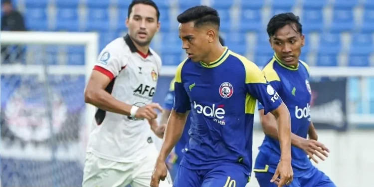 Fakta menarik laga Arema FC vs Persik Kediri di pekan ke-17 BRI Super League 2025/2026 yang berakhir 2-1 untuk kemenangan tuan rumah, Minggu (11/1/2026). /Foto: Instagram @aremafcofficial.