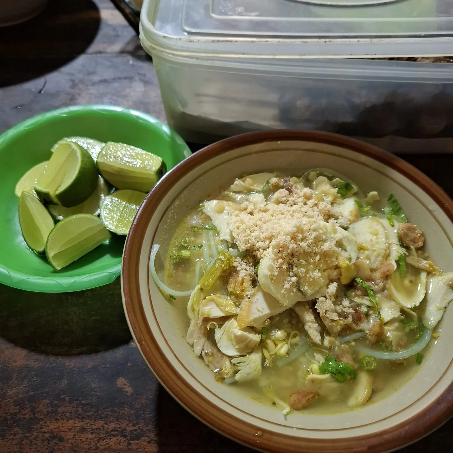 Soto Ayam Jawa. Foto: Aisyah Nawangsari Putri