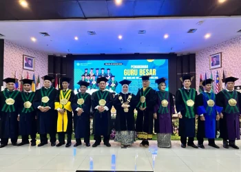 UIN Malang resmi mengukuhkan 11 Guru Besar baru dari berbagai disiplin ilmu pada Selasa (20/1/2026). /Foto: Dok. UIN Malang.