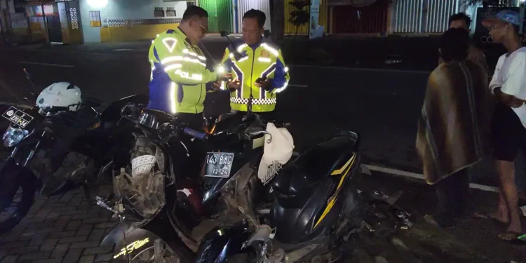 Adu banteng motor