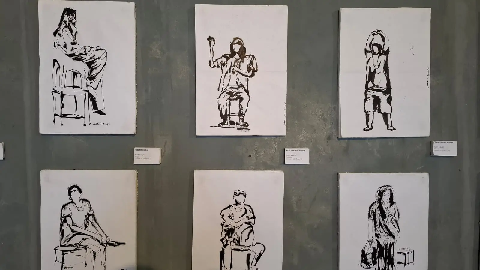 Karya sketch model di pameran MberArt. Foto: Aisyah Nawangsari Putri