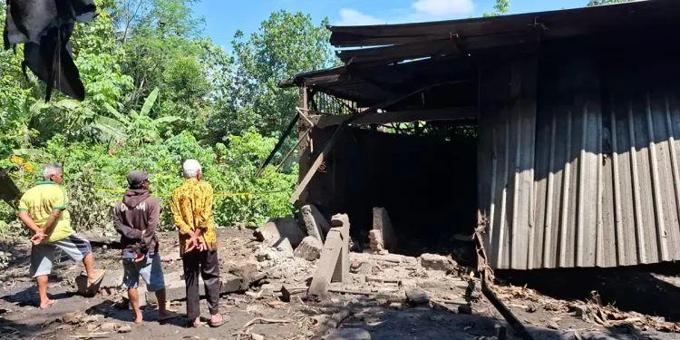 Ketel Uap Pabrik Tahu Meledak