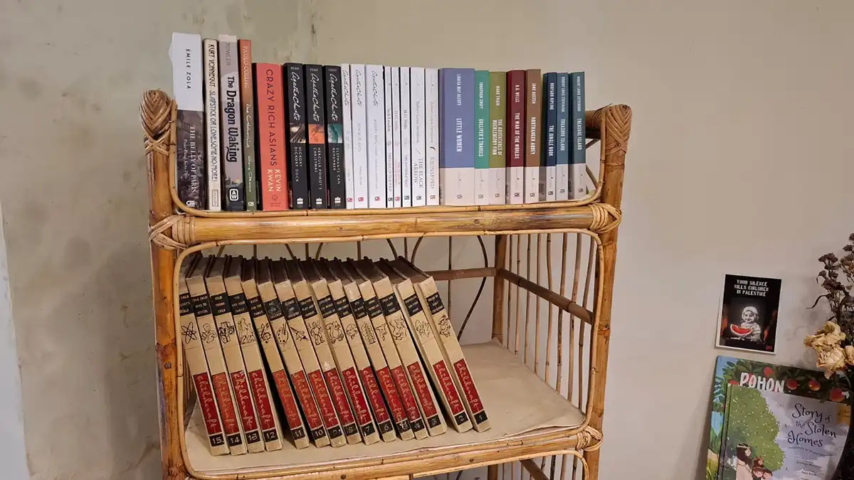 koleksi buku 