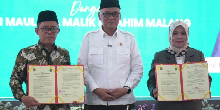 UIN Malang menjalin kerja sama dengan Kementerian Haji dan Umrah Republik Indonesia dalam memperkuat kolaborasi pendidikan dan layanan jamaah. /Foto: Dok. UIN Malang.