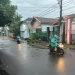 Informasi prakiraan cuaca Malang, terutama di Kota Malang pada hari Jumat, 13 Februari 2026 yang berpotensi hujan ringan sepanjang hari. /Foto: Tugumalang.id/Bagus Rachmad Saputra