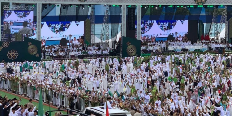 Presiden Republik Indonesia (RI) Prabowo Subianto tiba di Stadion Gajayana, minggu (8/2/2026). Foto/dok