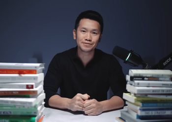 Agusleo Halim, Youtuber Self Improvement sekaligus penggiat Buku (Foto: Youtube @Agusleo Halim)
