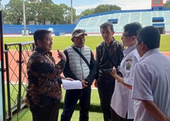 Persiapan menyambut Prabowo di acara Mujahadah Kubro 1 Abad Nahdlatul Ulama (NU) yang akan digelar di Stadion Gajayana, Kota Malang. Foto/dok