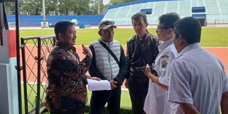 Persiapan menyambut Prabowo di acara Mujahadah Kubro 1 Abad Nahdlatul Ulama (NU) yang akan digelar di Stadion Gajayana, Kota Malang. Foto/dok