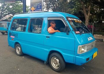 Ilustrasi angkot yang ada di Kota Malang. (Foto/M Sholeh)