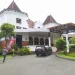 Arsitektur bangunan peninggalan zaman Belanda di El Hotel Kartika Wijaya. Foto: Azmy