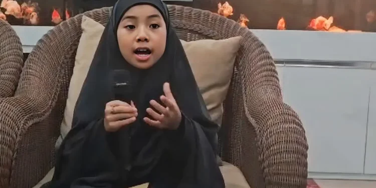 Siswi asal Malang, Aisyah Ar Rumy akan wakili Indonesia di Dubai International Holy Quran Award. Foto: Pemkab Malang