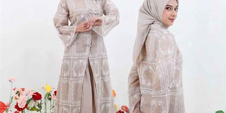 Salah satu rekomendasi tunik Cheongsam 'Rui Shanghai Outer' by camasilar (Foto: Instagram @camasilar)