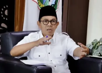 Wali Kota Batu Nurochman. Pemkot Batu siapkan skema penanaman kabel bawah tanah. Foto: Azmy
