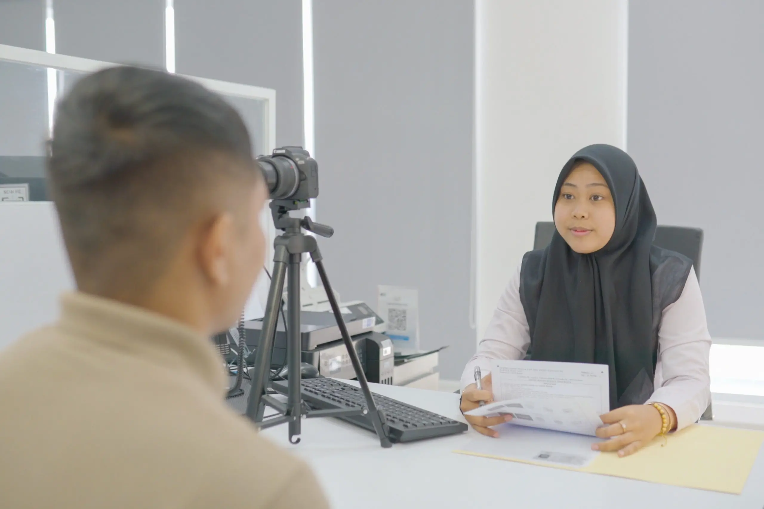 Pelayanan di kantor imigrasi. Foto/dok. Imigrasi