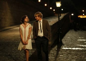 Salah satu scene di film time travel romantis yang berjudul Midnight in Paris. (Foto: Pinterest)