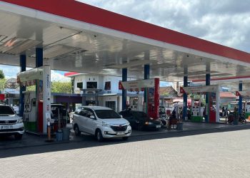 Daftar harga BBM terbaru di awal bulan Februari 2026 di SPBU milik pemerintah maupun swasta. /Foto: Tugumalang.id/Bagus Rachmad Saputra.