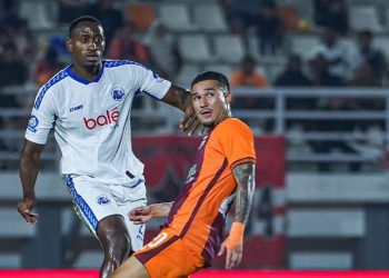 Laga Borneo FC vs Arema FC berakhir dengan kemenangan tuan rumah 3-1, tekanan dan efektivitas menjadi pembeda di laga tersebut. /Foto: Instagram @aremafcofficial.