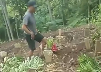 Makam digusur di Kota Batu