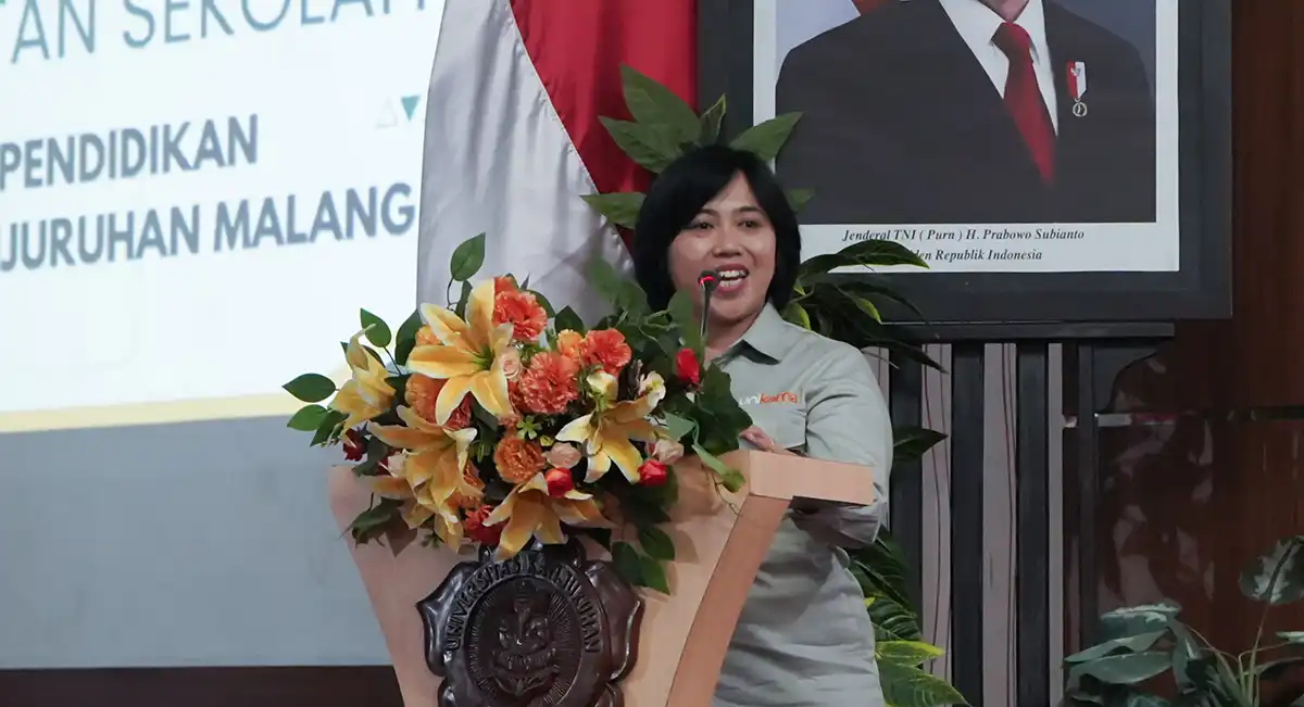 Dekan FIP Unikama