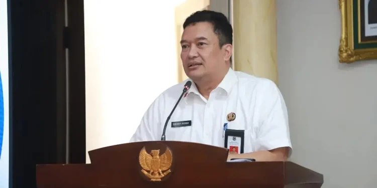 Sekretaris Daerah Kabupaten Malang, Budiar Anwar saat memimpin High Level Meeting bersama TPID. Foto: Pemkab Malang